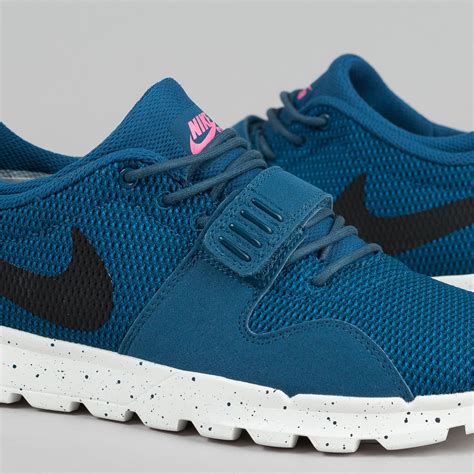 Nike SB Trainerendor Shoes 